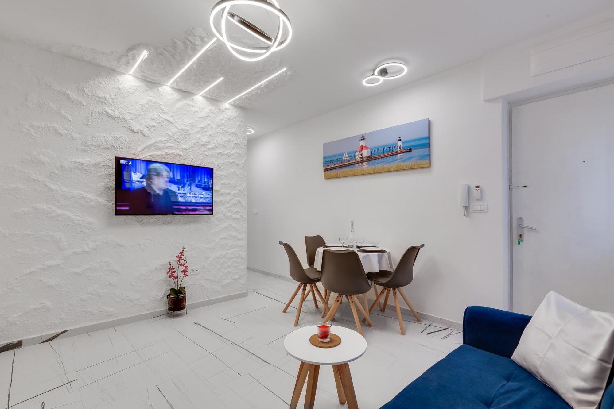 Rade Luxury Apartament *